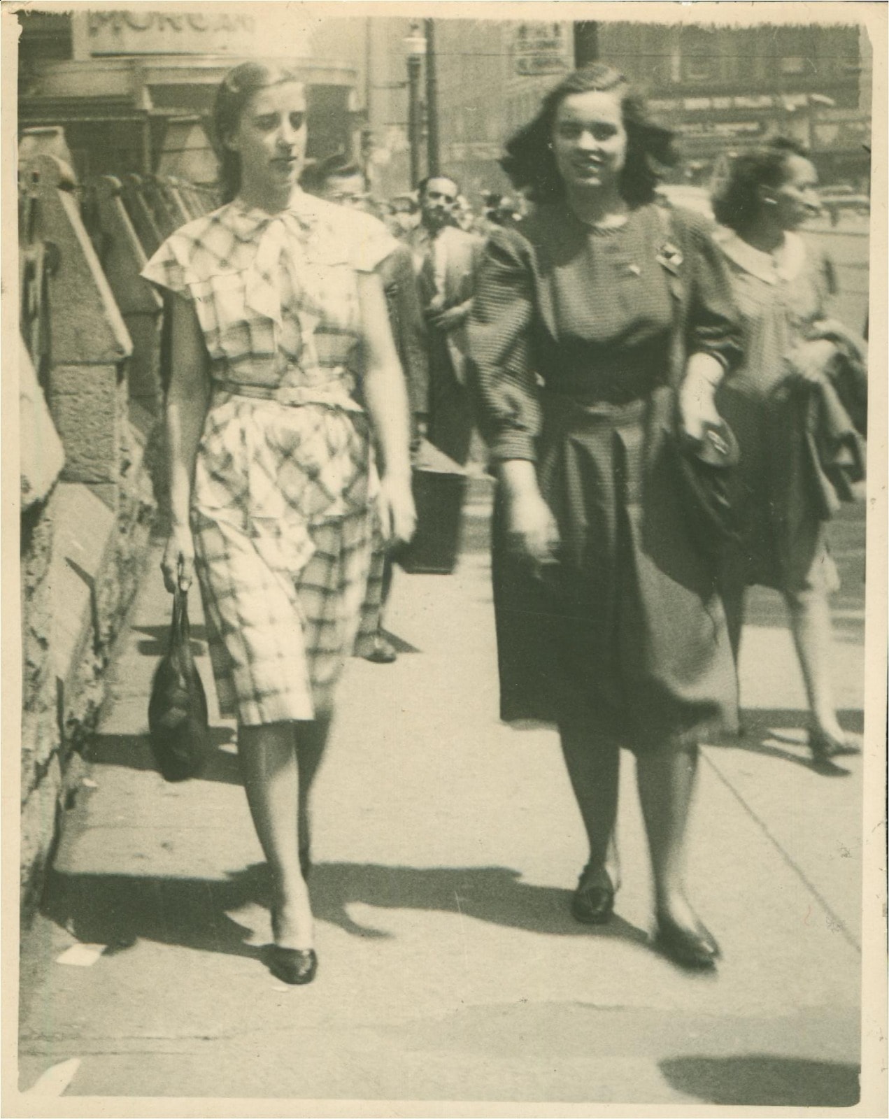 Helyar family photo, 1940s